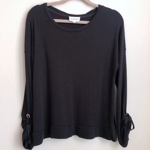 Olive & Oak Black tie sleeve top